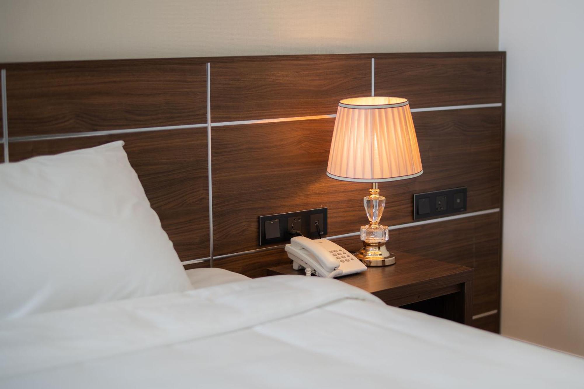 Xuan Thanh Luxury Hotel Ha Long Bagian luar foto